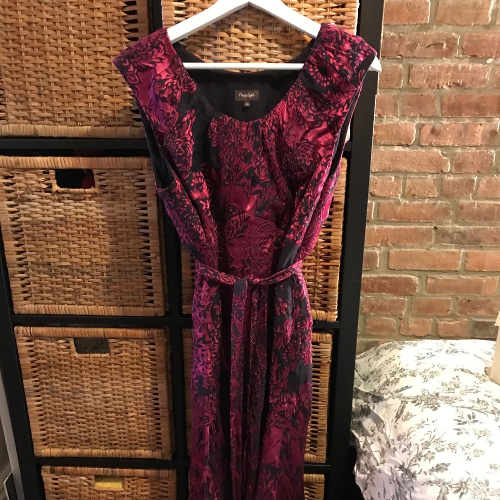 Phase Eight, Long Sleeveless Dress, over Knee